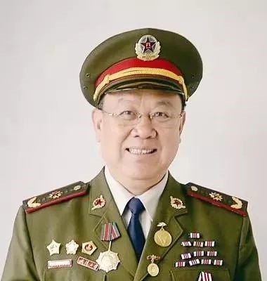 1654851244316071855.jpg 瞿琮.jpg